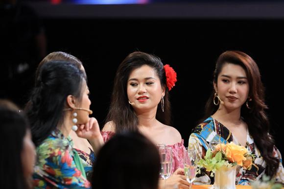 nghệ sĩ hài Lâm Vỹ Dạ, diễn viên Thuý Ngân, hoa hậu Hương Giang