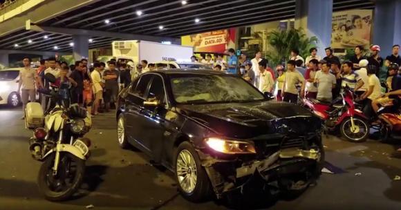 Nữ tài xế gây tai nạn ở Hàng Xanh, tai nạn giao thông, xe BMW gât tai nạn ở hàng xanh