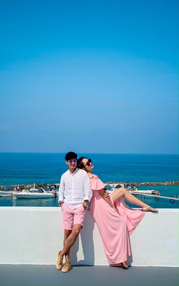 Minh Hà cứ trẻ trung như thiếu nữ chưa chồng thế này, ai dám nghĩ đã là 'mẹ 4 con' 10 Ca sĩ lý hải,gia đình lý hải,lý hải minh hà,sao việt