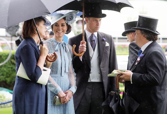 Hoàng gia Anh,Công nương Kate,Meghan Markle,Hoàng tử Harry,Hoàng tử William