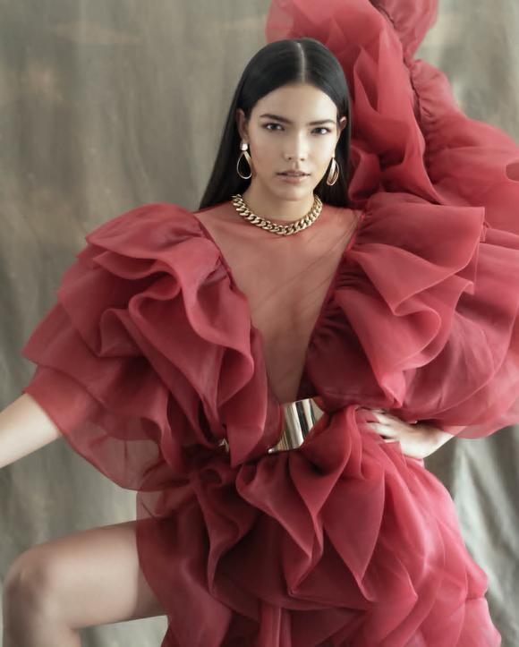 Nhan sắc Hoa hậu Hoàn vũ Thái Lan 2019 15 Hoa hậu Hoàn vũ Thái Lan 2019, Tân Hoa hậu Hoàn vũ Thái Lan 2019, Hoàng Thùy, đối thủ của Hoàng Thùy