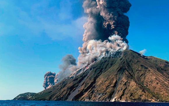 núi lửa phun trào, núi lửa ở Tonga,