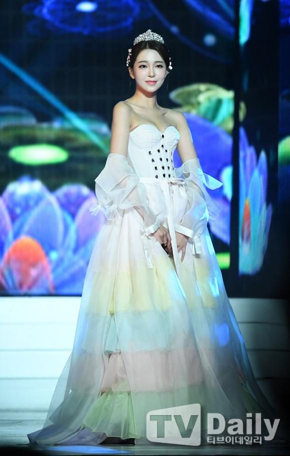 hoa hậu hàn quốc 2019, hanbok, sao hàn