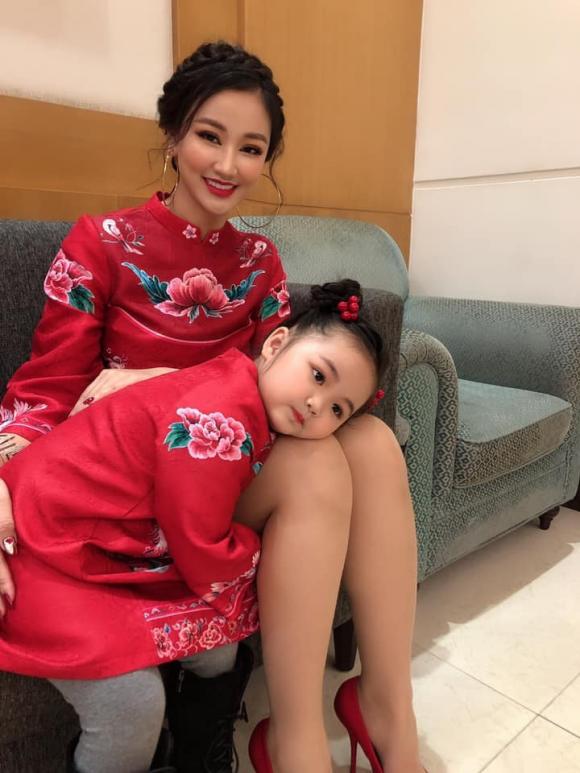 Maya, ca sĩ Maya, con gái Maya, sao Việt