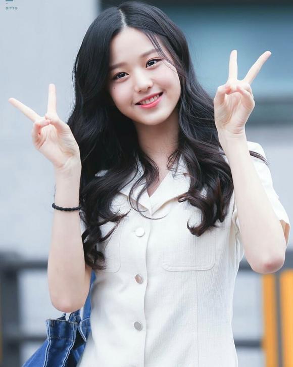 IU, Suzy, sao Hàn trẻ giàu