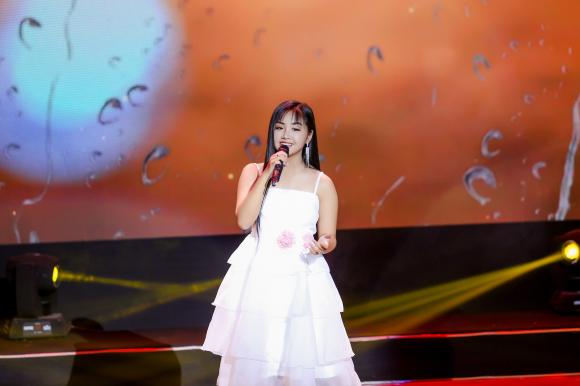 Thần tượng Tương lai,cô bé hà nội hát bolero,sao nhí hát bolero