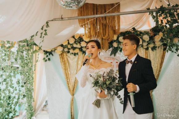 Cặp đôi Tú Tri  Yun Bin tung ảnh cưới lãng mạn tại Cầu vàng Đà Nẵng