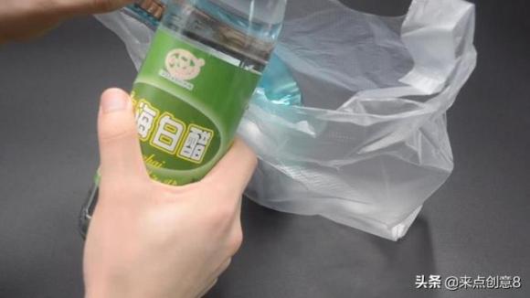 tác dụng của kem đánh răng, kem đánh răng làm sạch vòi hoa sen, công dụng bất ngờ của kem đánh răng