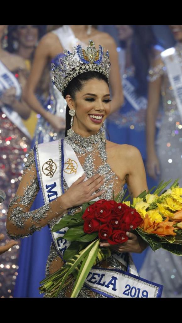 Hoa hậu Venezuela, Hoa hậu Hoàn vũ Thế giới, Thalia Olvino