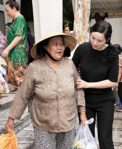 Giáng My, Hoa hậu Giáng My, Hoa hậu Giáng My lễ vu lan, lễ vu lan