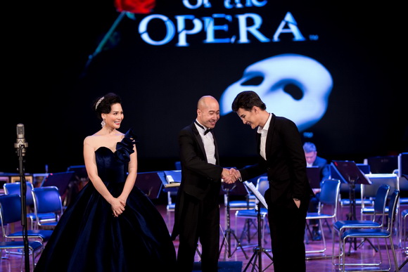 Dược sĩ Tiến, Phạm Minh Hữu Tiến, The Phantom of Opera