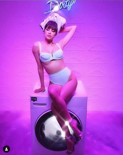 Hoa hậu Phạm Hương, Hoa hậu Phạm Hương diện bikini, Phạm Hương bikini, Phạm Hương ở Mỹ