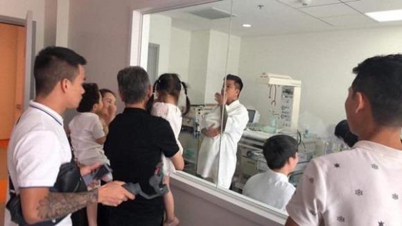 Tuấn Hưng, ca sĩ Tuấn Hưng, sao Việt