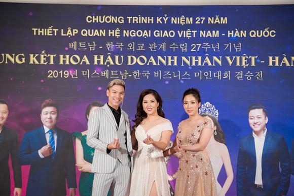 Stylist Phạm Gia Long,hoa hậu doanh nhân việt hàn