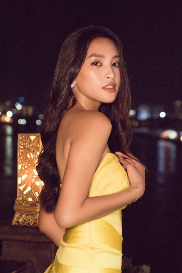 Trần Tiểu Vy,  Đỗ Mỹ Linh, sinh nhật, sao Việt