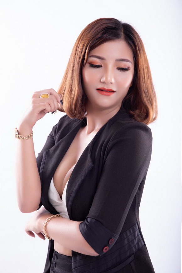 vu-thuy-258-3-ngoisao.vn-w580-h870 3 mỹ phẩm White Detox, Vũ Thúy, Kinh doanh online