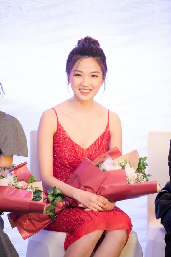  Lương Thanh, Hoa hồng bên ngực trái, sao Việt
