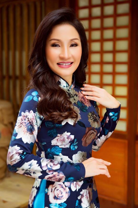  hài Hồng Đào, sao Việt