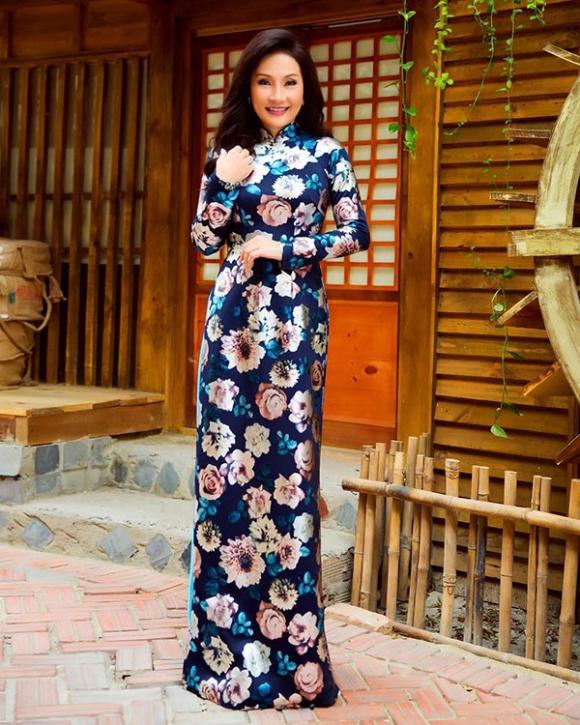 hài Hồng Đào, sao Việt