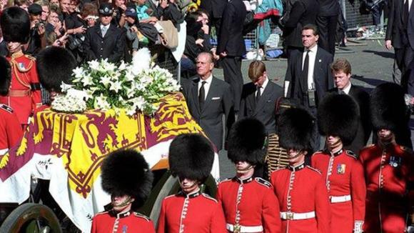 Hoàng gia Anh,Công nương Diana,22 năm ngày mất Công nương Diana