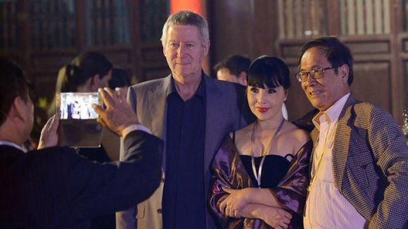 NSƯT Lan Hương, NSƯT Tất Bình, sao Việt