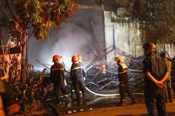 cháy lớn ở thanh trì, cháy lớn ở Hà Nội, cháy xưởng ở Thanh Trì