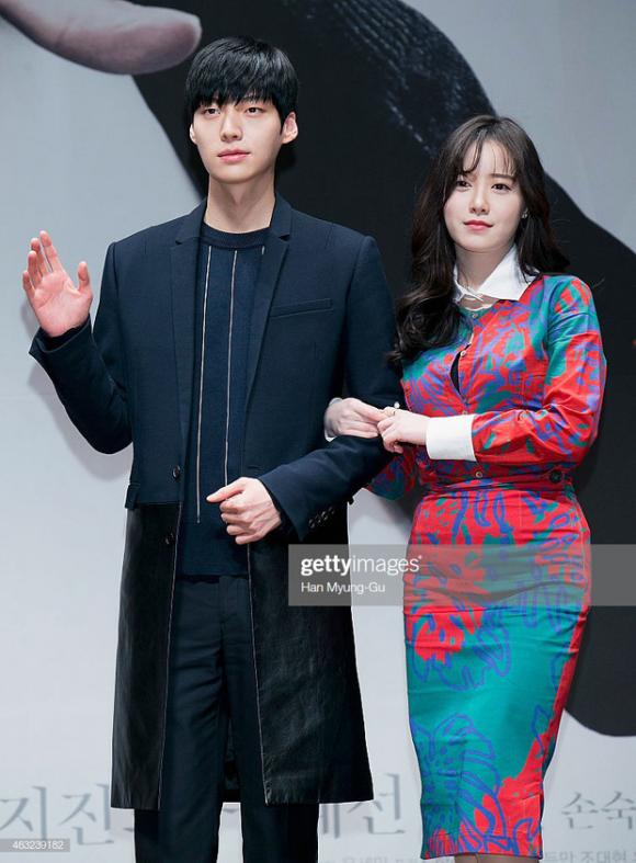 Goo Hye Sun,Ahn Jae Hyun,Goo Hye Sun chia tay chồng trẻ