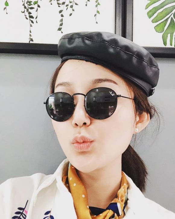 diễn viên Anh Đào, Kính vạn hoa, sao Việt