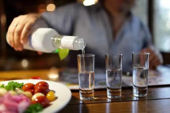Uống rượu như thế nào không gây hại cho gan?