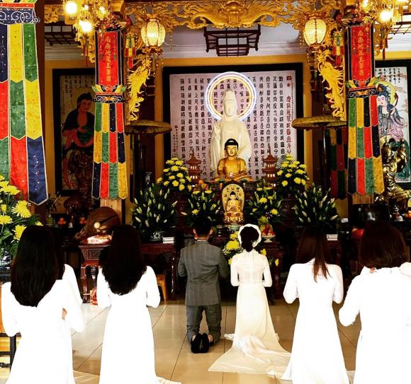 Con gái Minh Nhựa tổ chức lễ hằng thuận tại chùa, hé lộ điều quy định khắt khe trong đám cưới