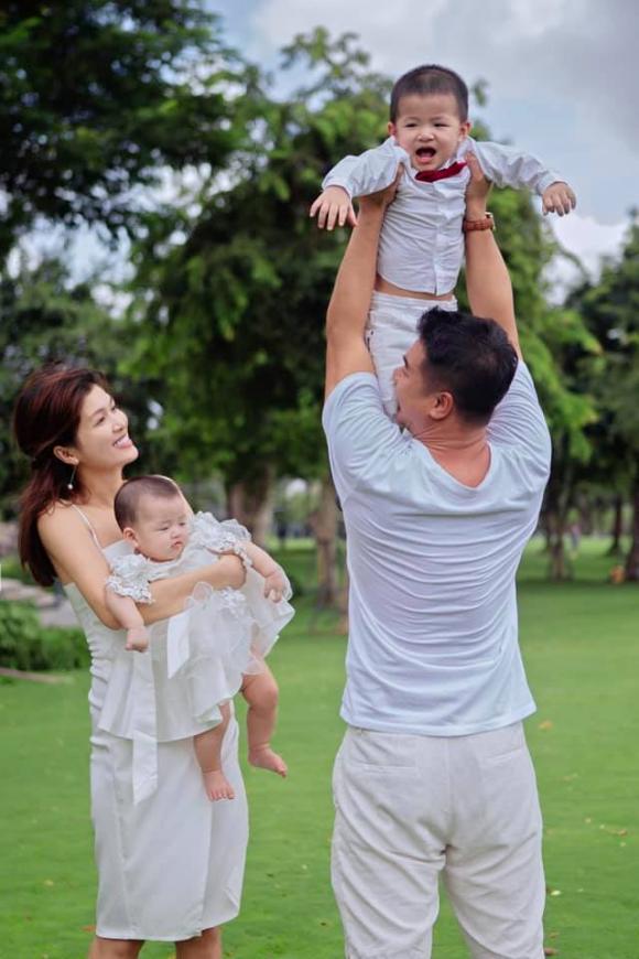 Nhan sắc Hồ Oanh Yến 0 Hồ Oanh Yến, sao việt