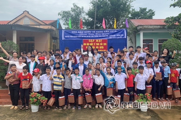 hoa-hau-hoa-quyen-69-5-ngoisao.vn-w580-h386 3 Hoa hậu Phạm Trần Hoa Quyên, Hoa hậu Quốc tế Toàn cầu tại Malaysia, Hoa hậu Quốc tế Hoa Quyên