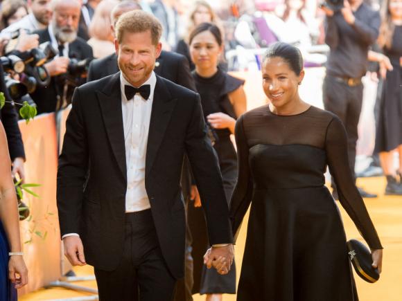 Cơn ác mộng của Hoàng gia Anh sắp bắt đầu khi Meghan hùng hồn tuyên bố muốn “phá đảo” internet