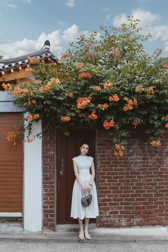 Sam,star style của Sam,Sam diện váy trắng,sao Việt