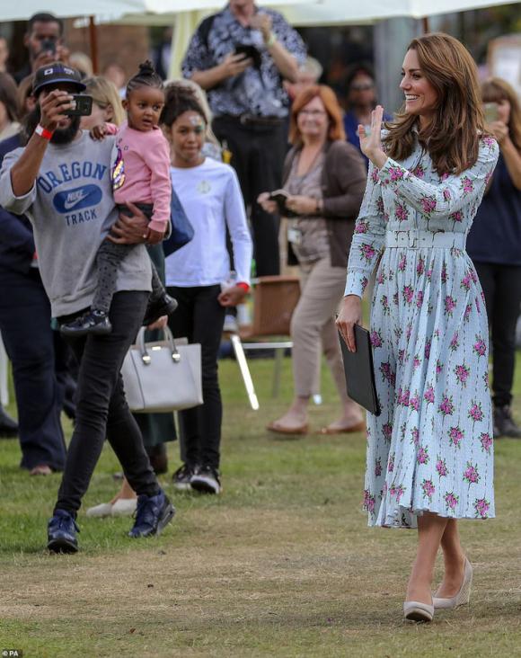 Công nương Kate,Nữ hoàng Anh,Hoàng gia Anh,Kate Middleton tiết kiệm