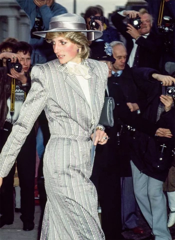 Công nương Diana, gu thời trang của Diana, Hoàng gia Anh