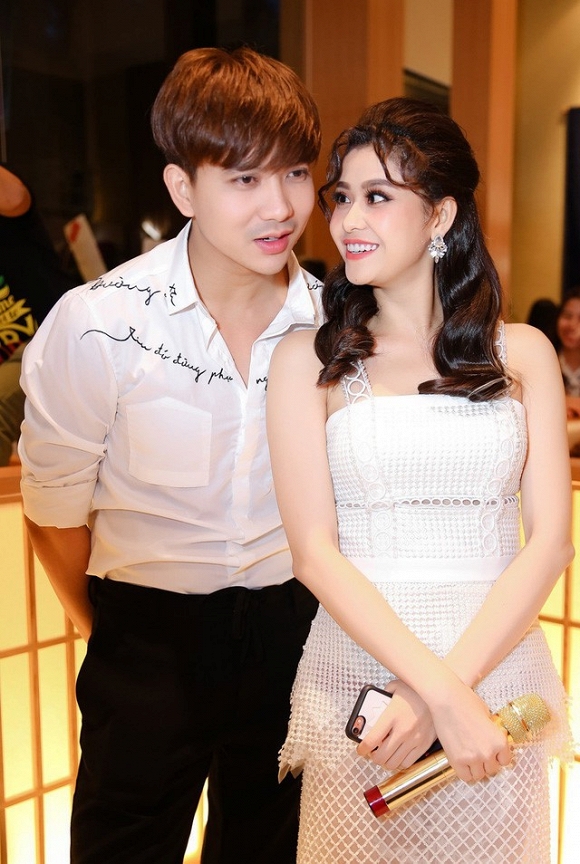 c2-ngoisao.vn-w580-h864 0 ca sĩ Tim, Trương Quỳnh Anh, Thu Quỳnh, Chí Nhân, Lâm Vinh Hải, sao Việt