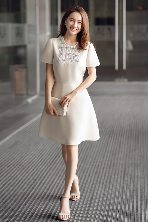 hai04687-ngoisao.vn-w600-h900 1 diễn viên Nhã Phương, sao Việt, danh hài Trường Giang