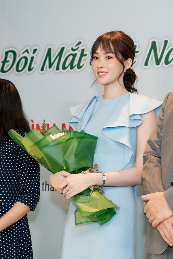 hai05883-ngoisao.vn-w1334-h2000 4 hoa hậu Đặng Thu Thảo, sao Việt