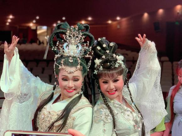 NSƯT Ngọc Huyền, NSƯT Tú Sương, sao Việt