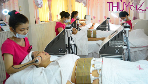 Thủy Venus,Thủy Venus khuyến mãi,dịp 8/3,phẫu thuật giảm mỡ