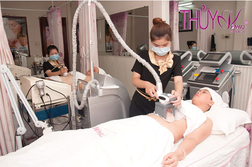 Thủy Venus,Thủy Venus khuyến mãi,dịp 8/3,phẫu thuật giảm mỡ
