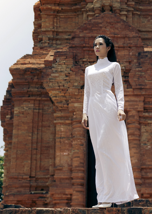 Áo dài Thái Tuấn, bộ sưu tập Lencii 2015, Thời trang thái tuấn