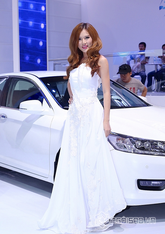 Hoa hậu Bikini Kim Yến, người mẫu Kim Yến, Trần Kim Yến, Kim Yến khoe vẻ đẹp sang chảnh, tran kim yen