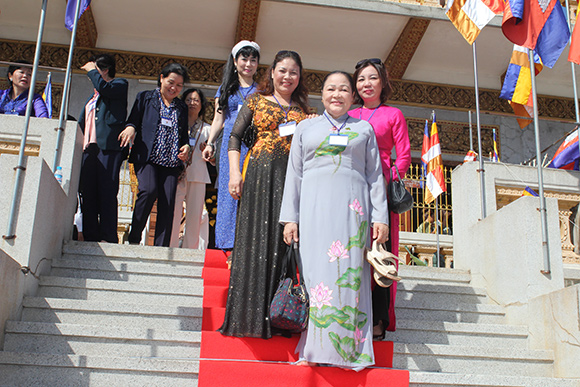 sao Việt, Uyên Thảo, diễn viên Uyên Thảo, Uyên Thảo đẳng cấp, Uyên Thảo dự sự kiện cùng Hoàng Gia Campuchia