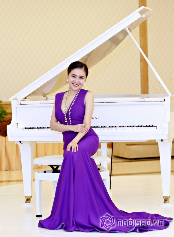 Á hoàng Nhất Hương, Á hoàng Doanh nhân Nhất Hương, Nhất Hương, chị gái Tam Triều Dâng, Doanh nhân Nhất Hương