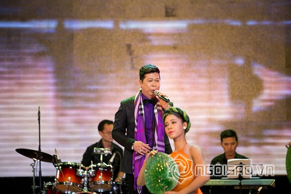 Doanh nhân tỏa sáng 2015, Doanh Nhân Tỏa Sáng, dự án Doanh nhân tỏa sáng 2015, Hoàng Đức Huy, tập đoàn Hoa Sen, Tôn Hoa Sen, Hoa Sen Group