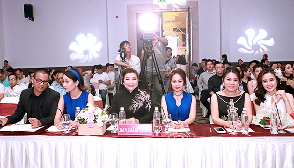 Người Đẹp Công Sở 2016, Phan Thị Thu Thủy, Doanh nhân Thân thiện Phan Thị Thu Thủy