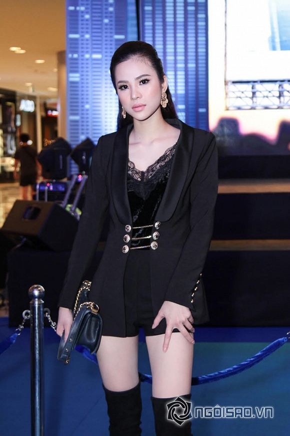 Hoa khôi Lý Thiên Trúc, Lý Thiên Trúc, Sao Việt