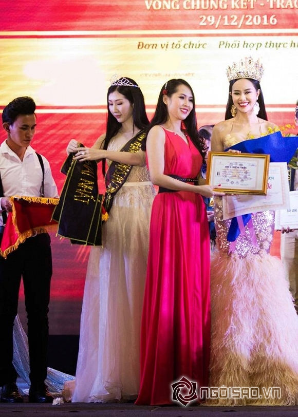 Sella Trương, Hoa Hậu Điện Ảnh 2016, Sao Việt